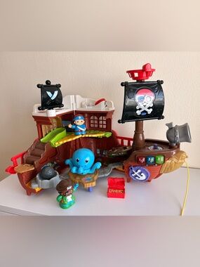 VTech Treasure Seekers Pirate Ship, Creative Role-Play Toy for Kids